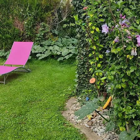 Charmante Avec Sur La Propriete