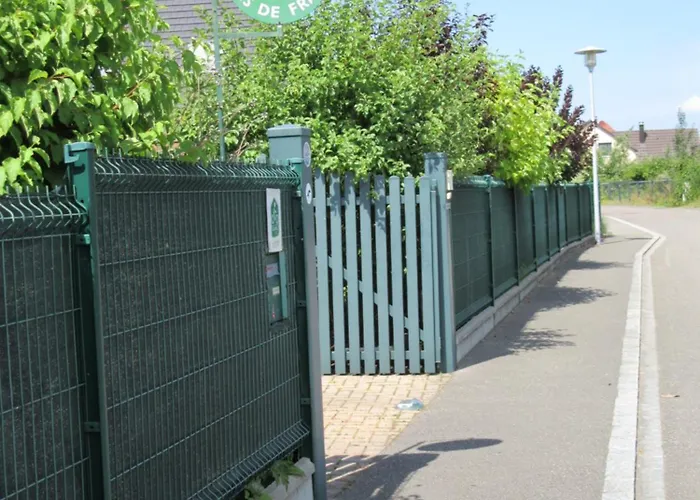 Charmante Avec Sur La Propriete * Hagenthal-le-Bas